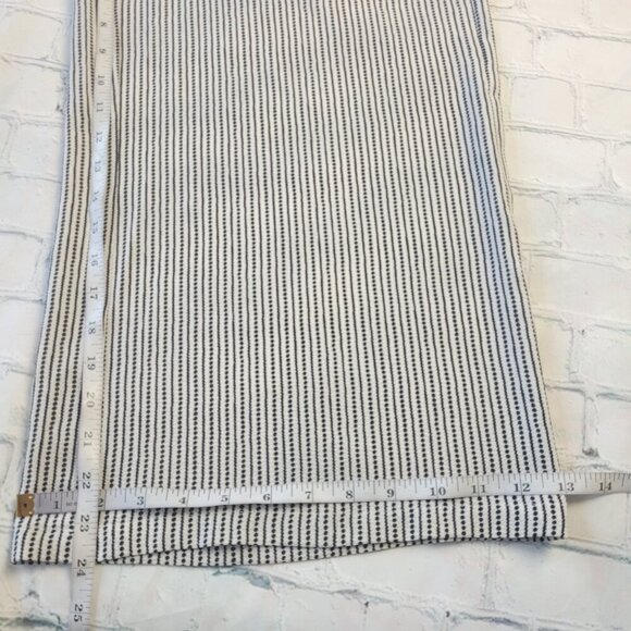 Max Studio wide leg cropped light weight flat front pants size M - Picture 4 of 12